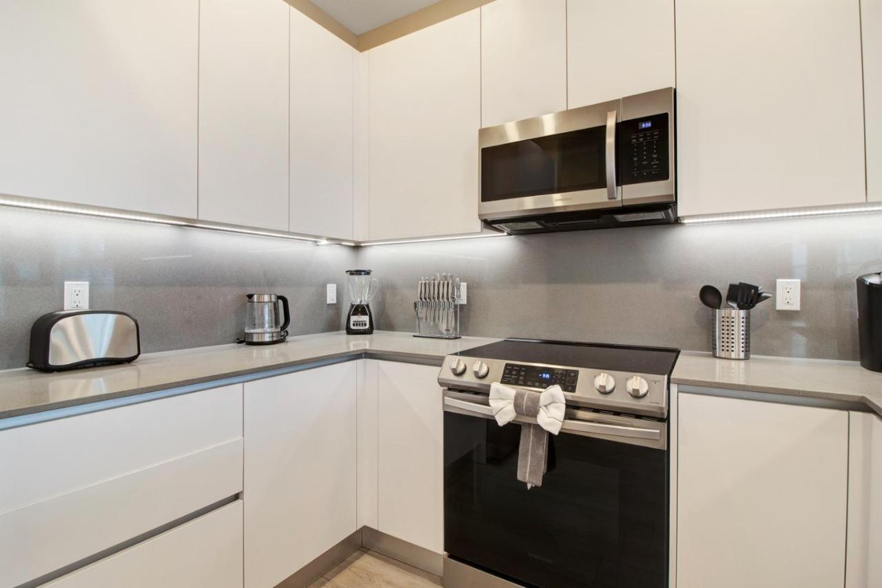 Modern Townhouse Near Disney With Heated Pool 올랜도 외부 사진